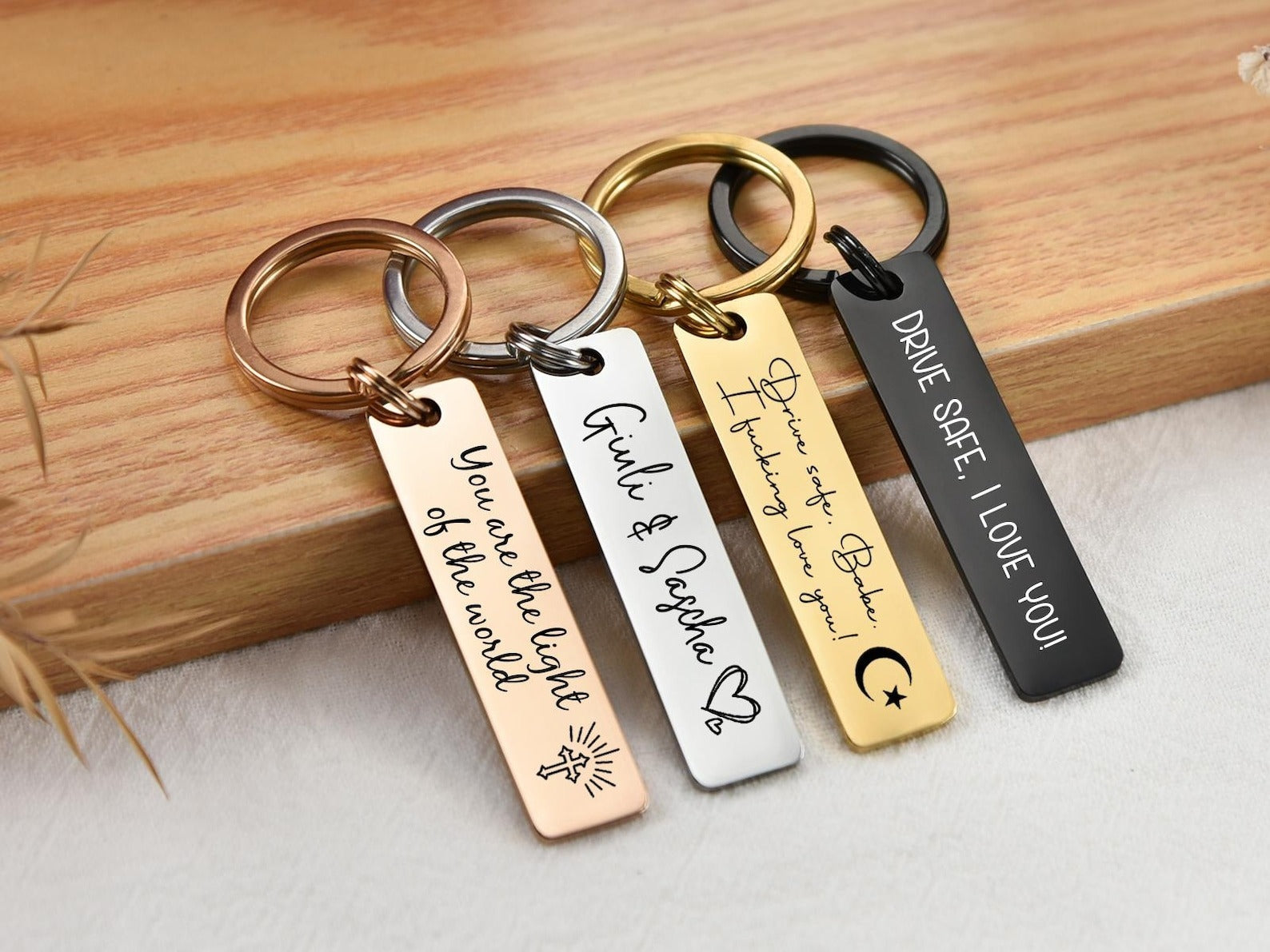 Customized Metal Keychains in Pakistan|Personalized Gifts Giftstudio