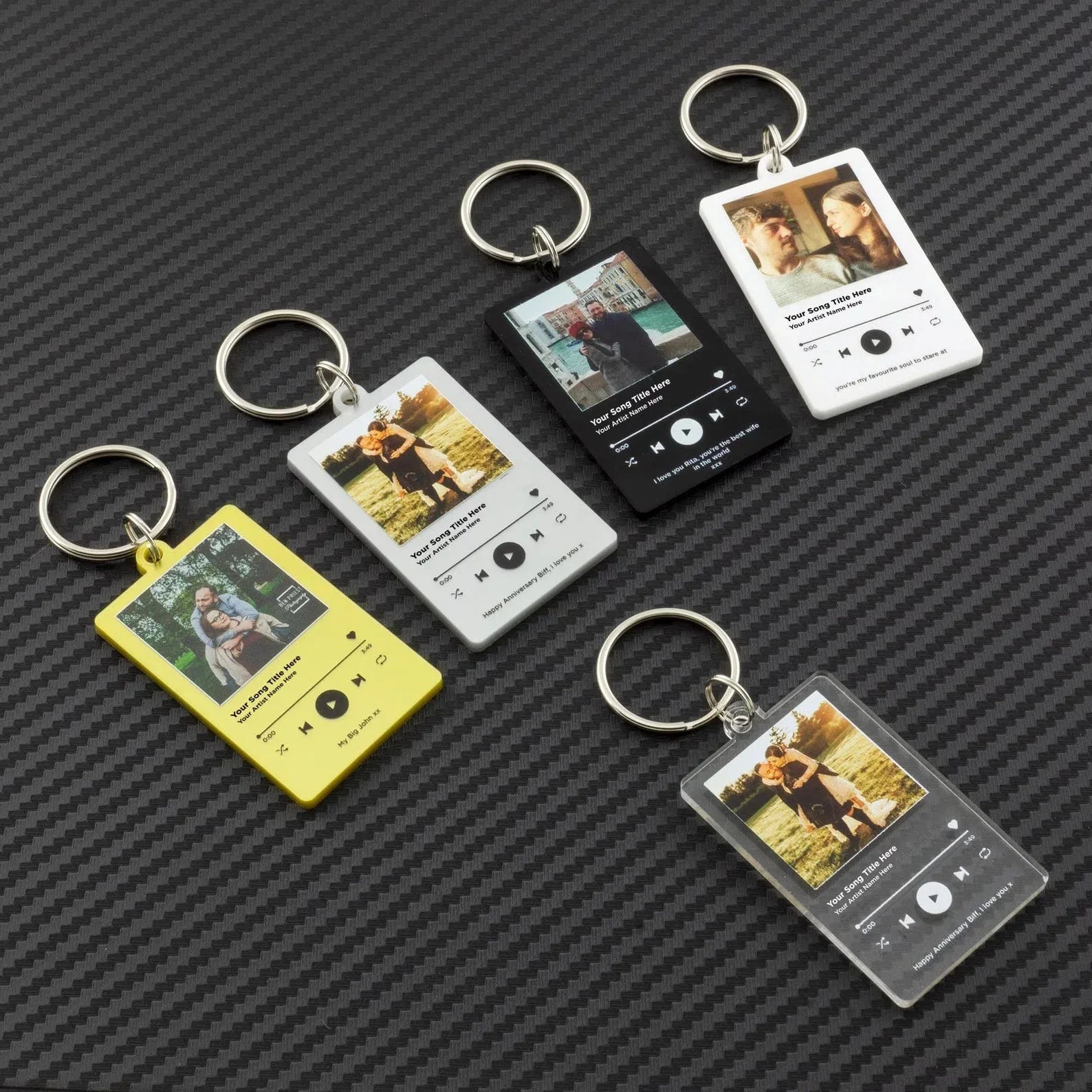 Customized couple keychain Pakistan - personalized names gift giftstudio.shop