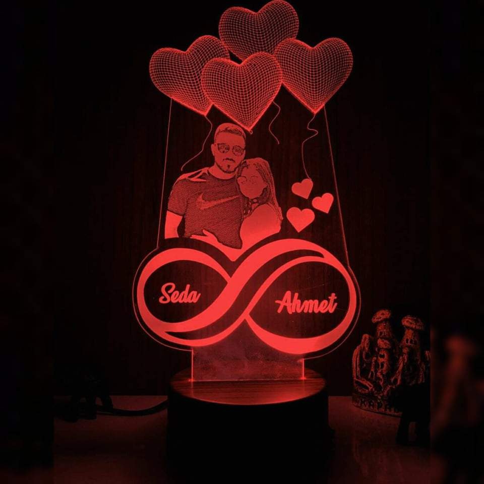 Personalized Photo 3D Illusion LED Lamp glowing with "Seda & Ahmet" and heart balloons