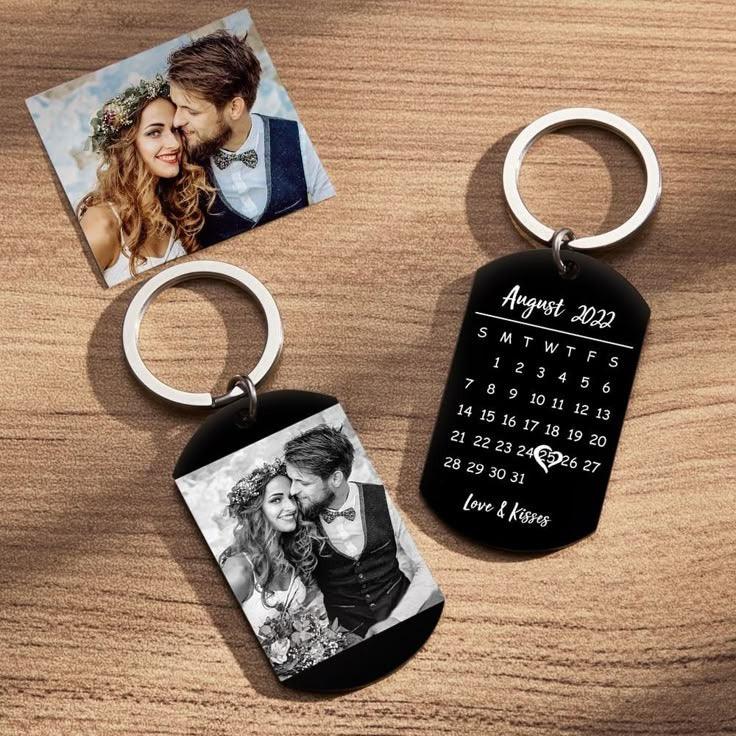 Custom photo keychains with wedding couple and August 2022 calendar, perfect personalized gifts