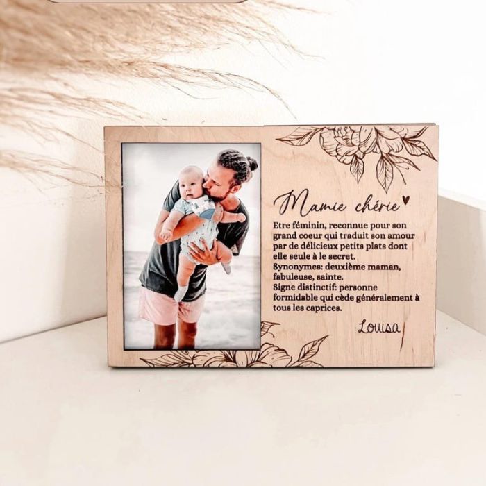 Personalized Wooden Picture Frame for Grandma, or Special Someone – Natural Wood with Design Engraved - My Store